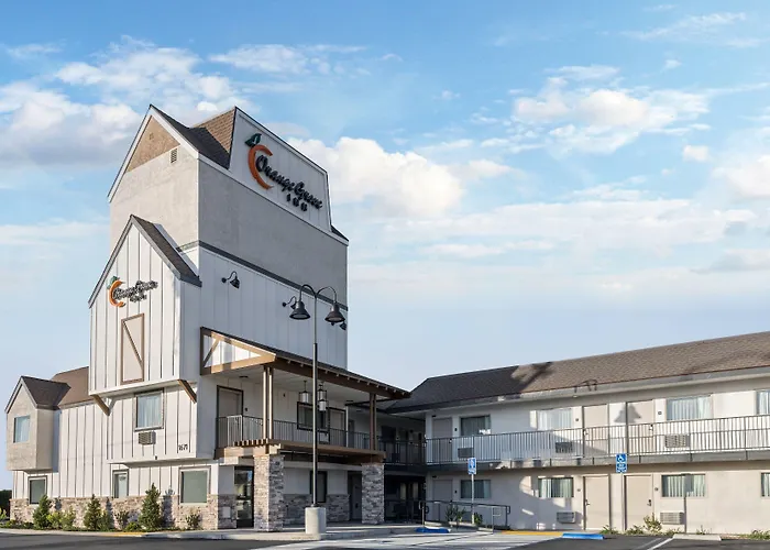 Orange Grove Inn